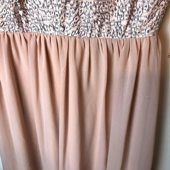 Speechless | Fit & Flare Dress Blush Pink Medium - Picture 4 of 5